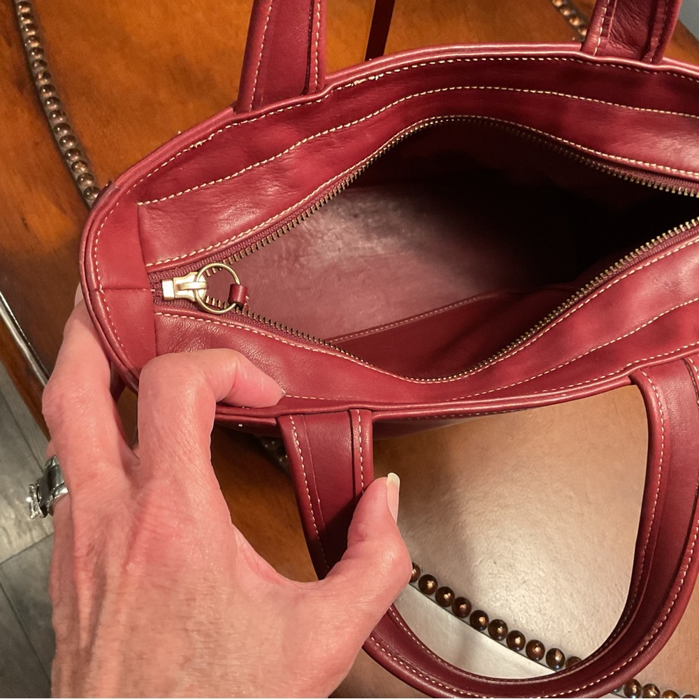 Coach Bleecker Vintage Satchel 
B1D-9303 - Picture 6 of 11